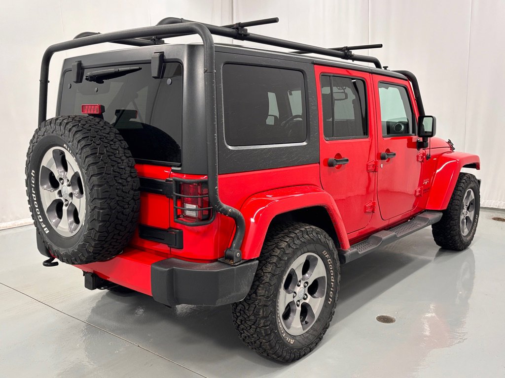 Used 2016 Jeep Wrangler Unlimited Sahara w/ Connectivity Group image 5