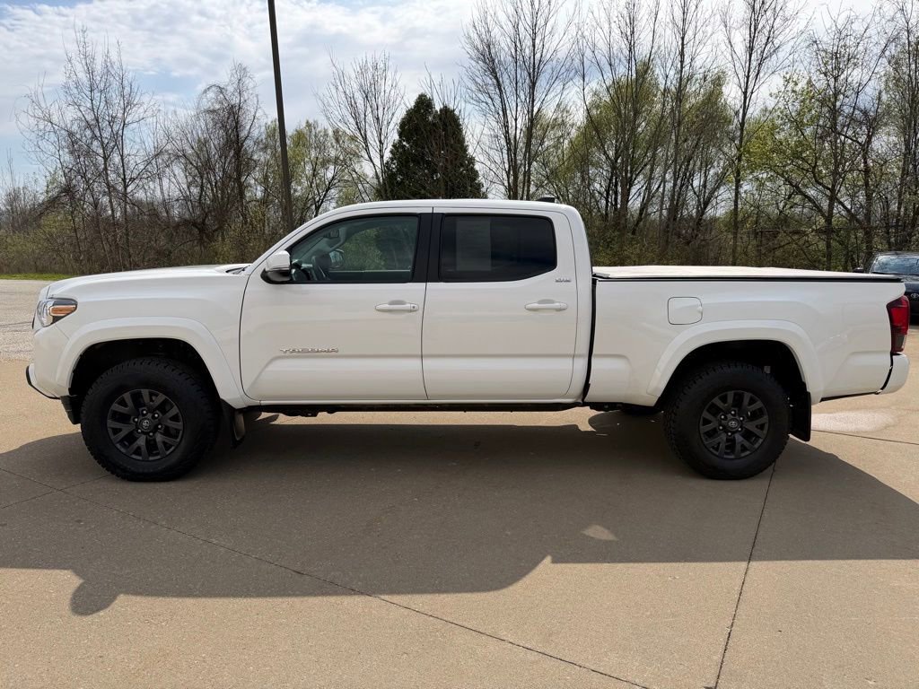 Used 2023 Toyota Tacoma SR5 w/ Technology Package image 2