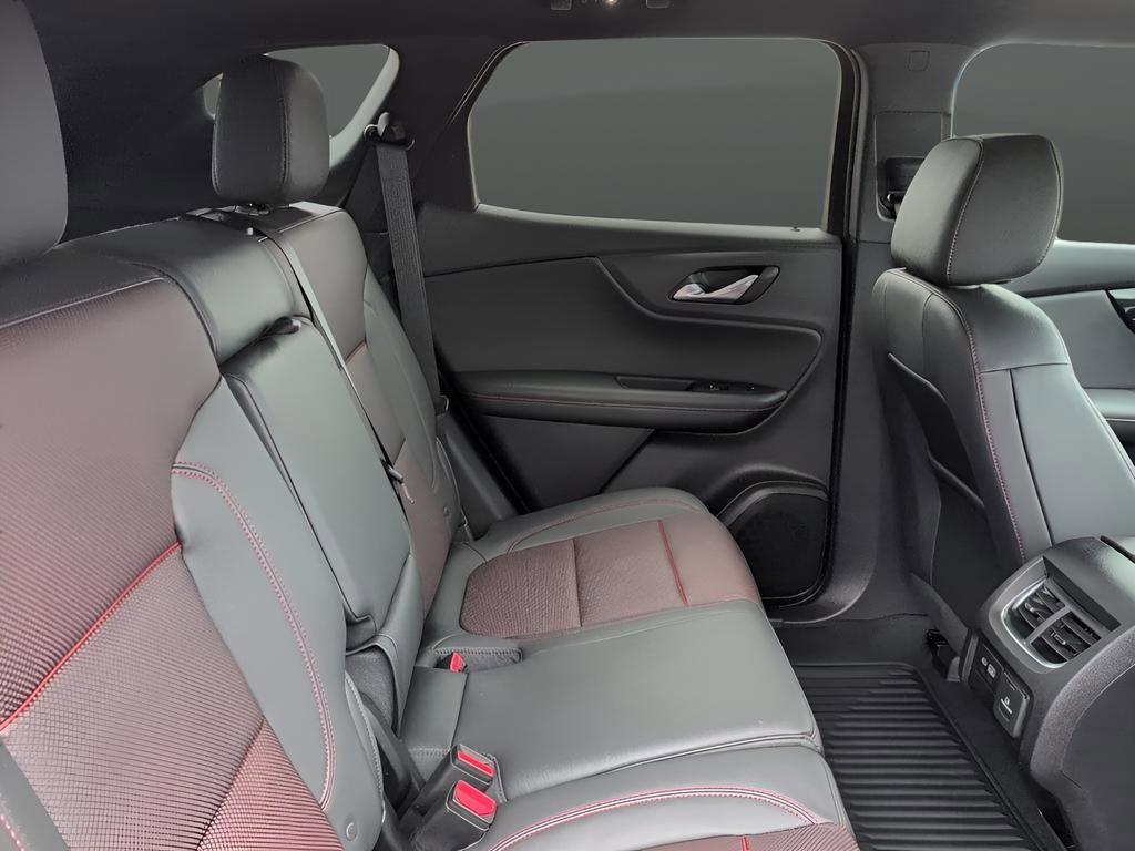Used 2025 Chevrolet Blazer RS w/ Enhanced Convenience Package image 15