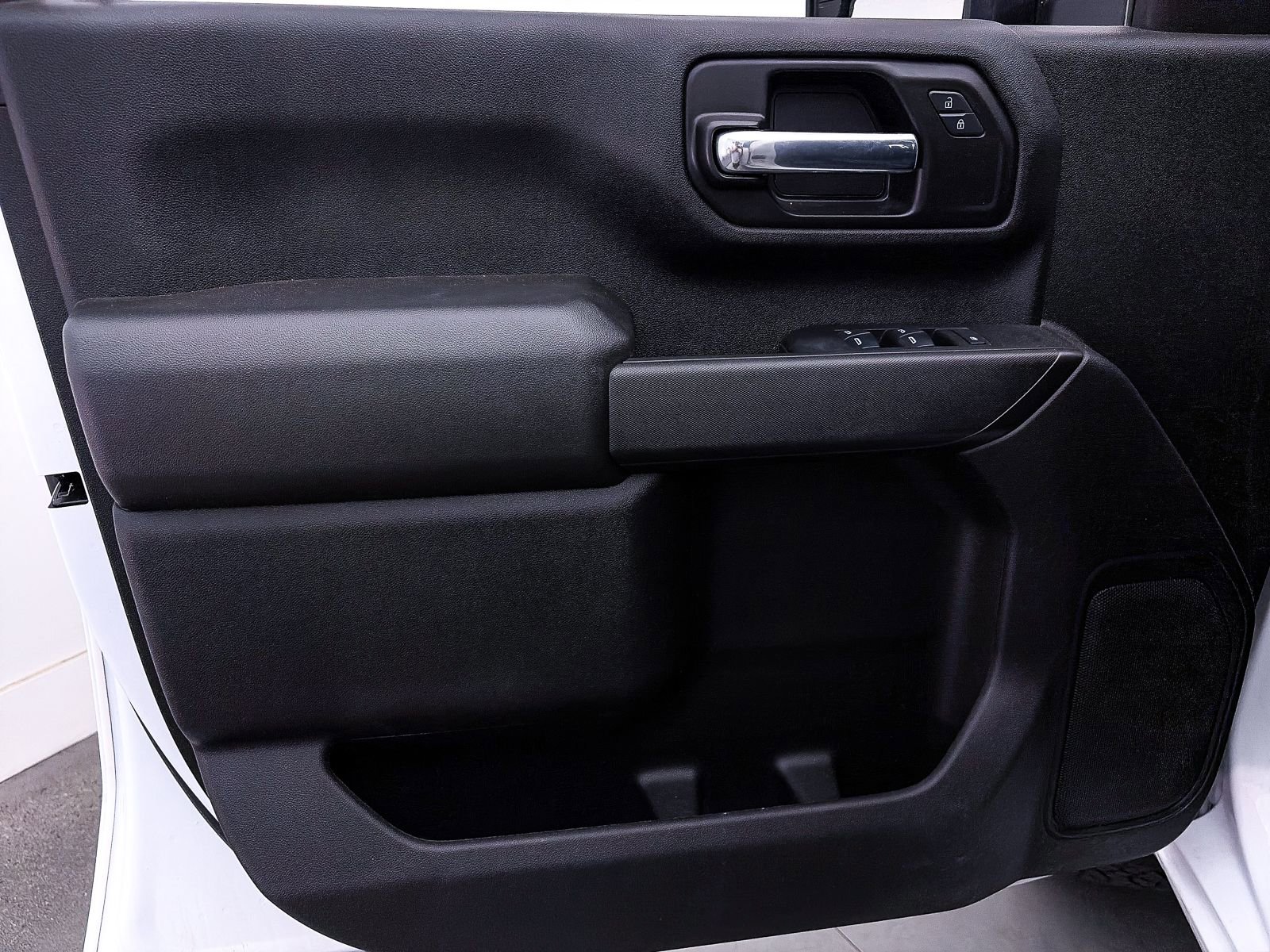 Used 2025 GMC Sierra 2500 Pro RWD image 14