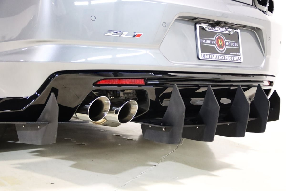 Used 2022 Chevrolet Camaro ZL1 RWD image 19