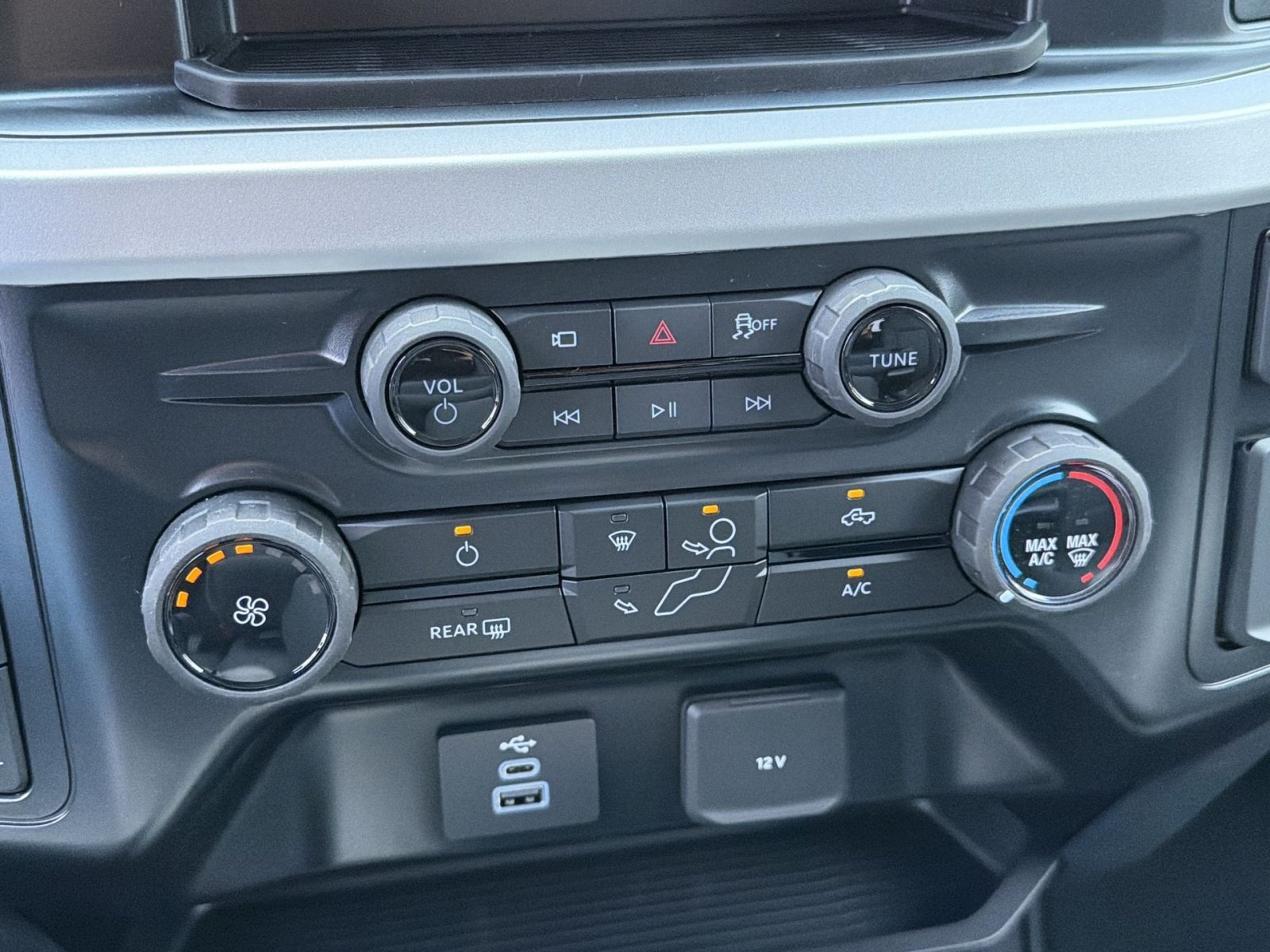 New 2026 Ford F350 XL w/ STX Appearance Package AWD/4WD image 23