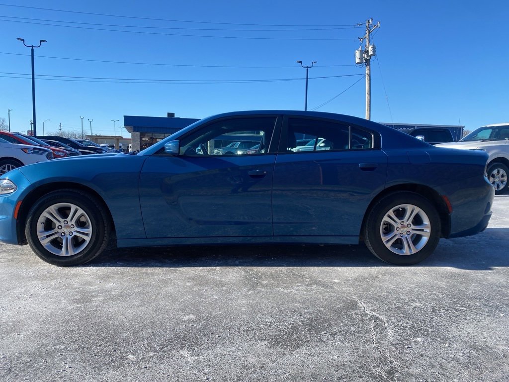 Used 2021 Dodge Charger SXT w/ Leather Interior Group image 4