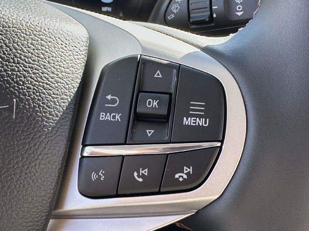 Certified 2026 Ford Explorer Active w/ Active Comfort Package AWD/4WD image 15