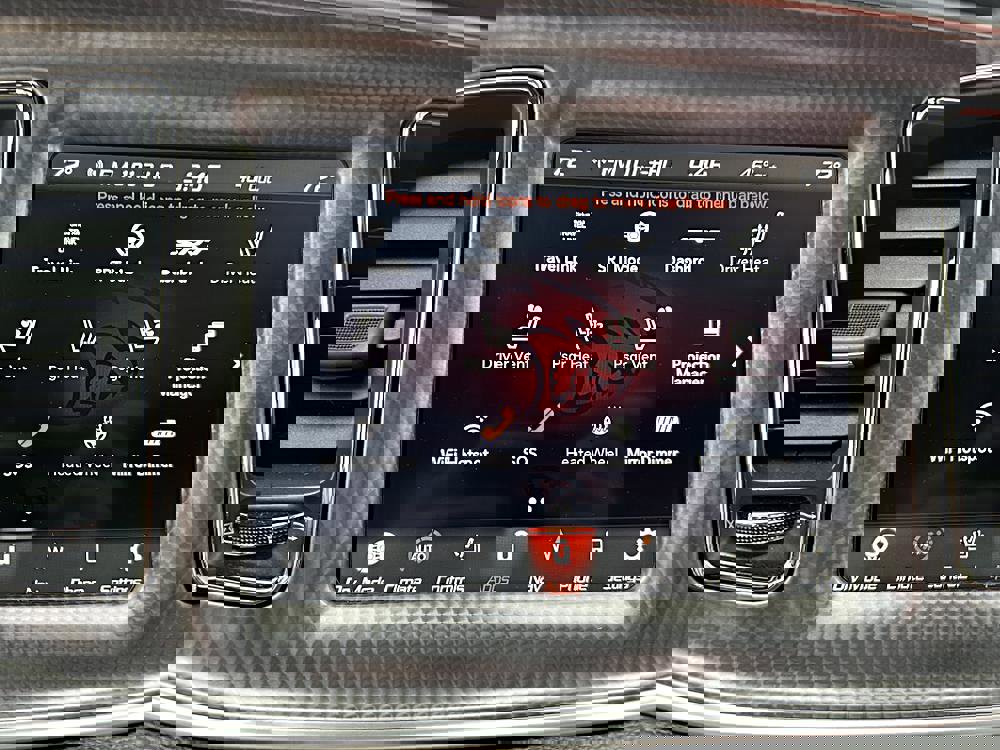 Used 2018 Dodge Challenger SRT Hellcat image 32