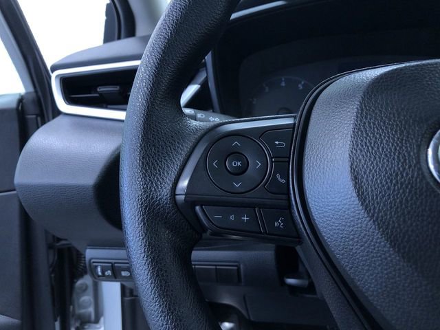 Used 2025 Toyota Corolla LE image 25