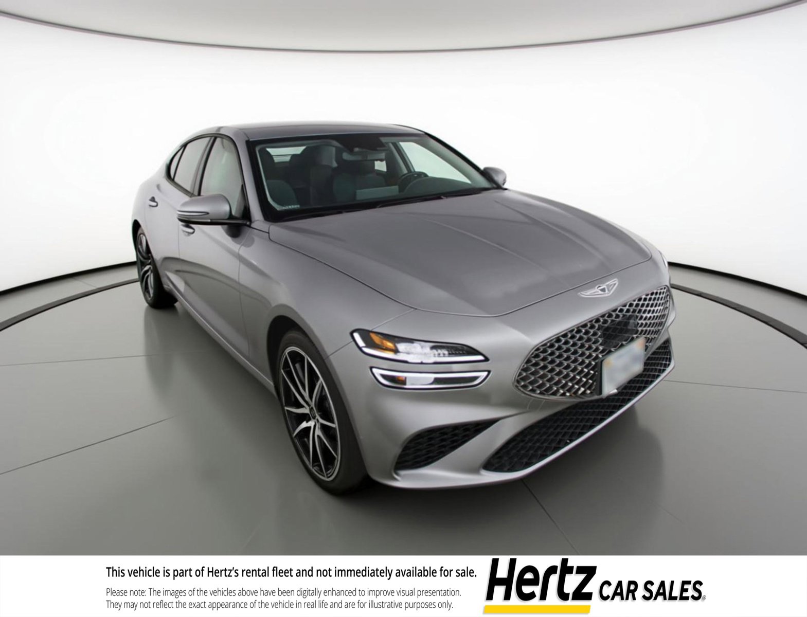 Used 2025 Genesis G70 2.5T image 1