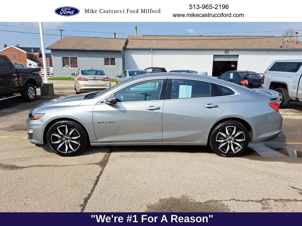 Used 2024 Chevrolet Malibu RS image 2