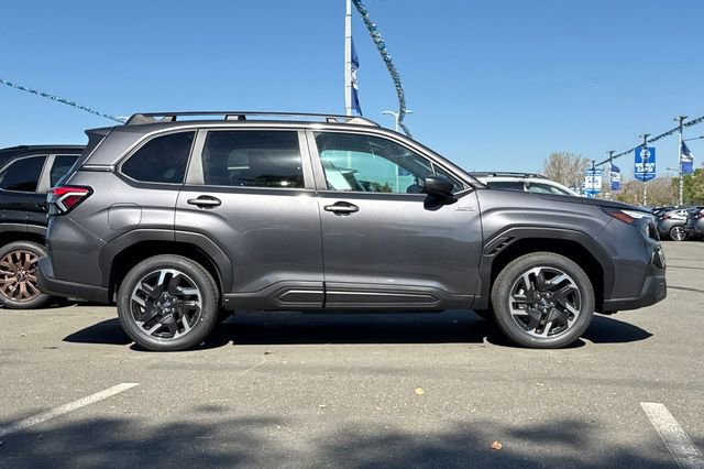 New 2026 Subaru Forester Premium AWD/4WD image 3