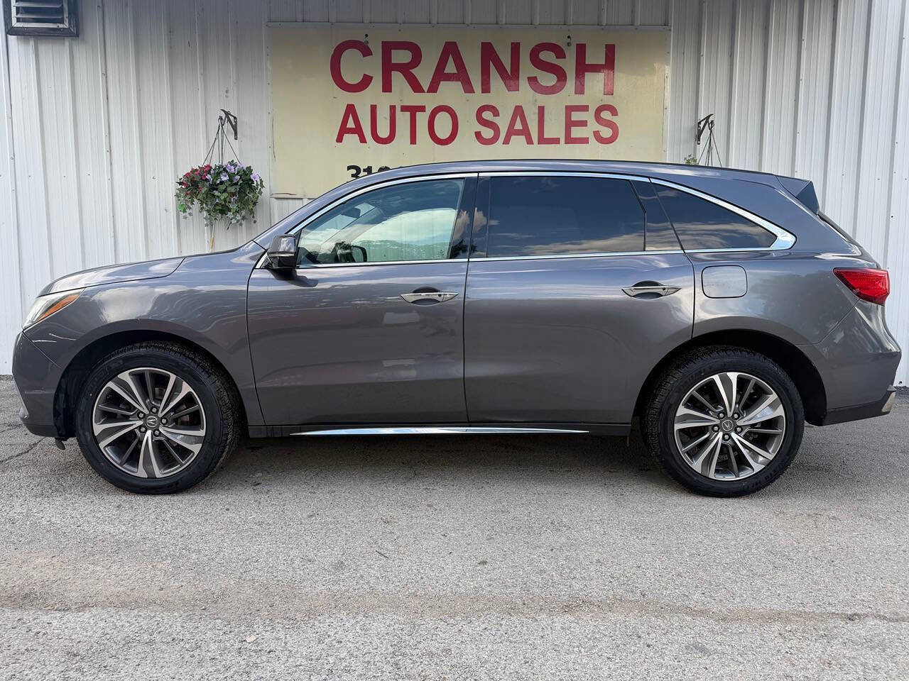 Used 2017 Acura MDX SH-AWD w/ Tech & Entertainment image 3