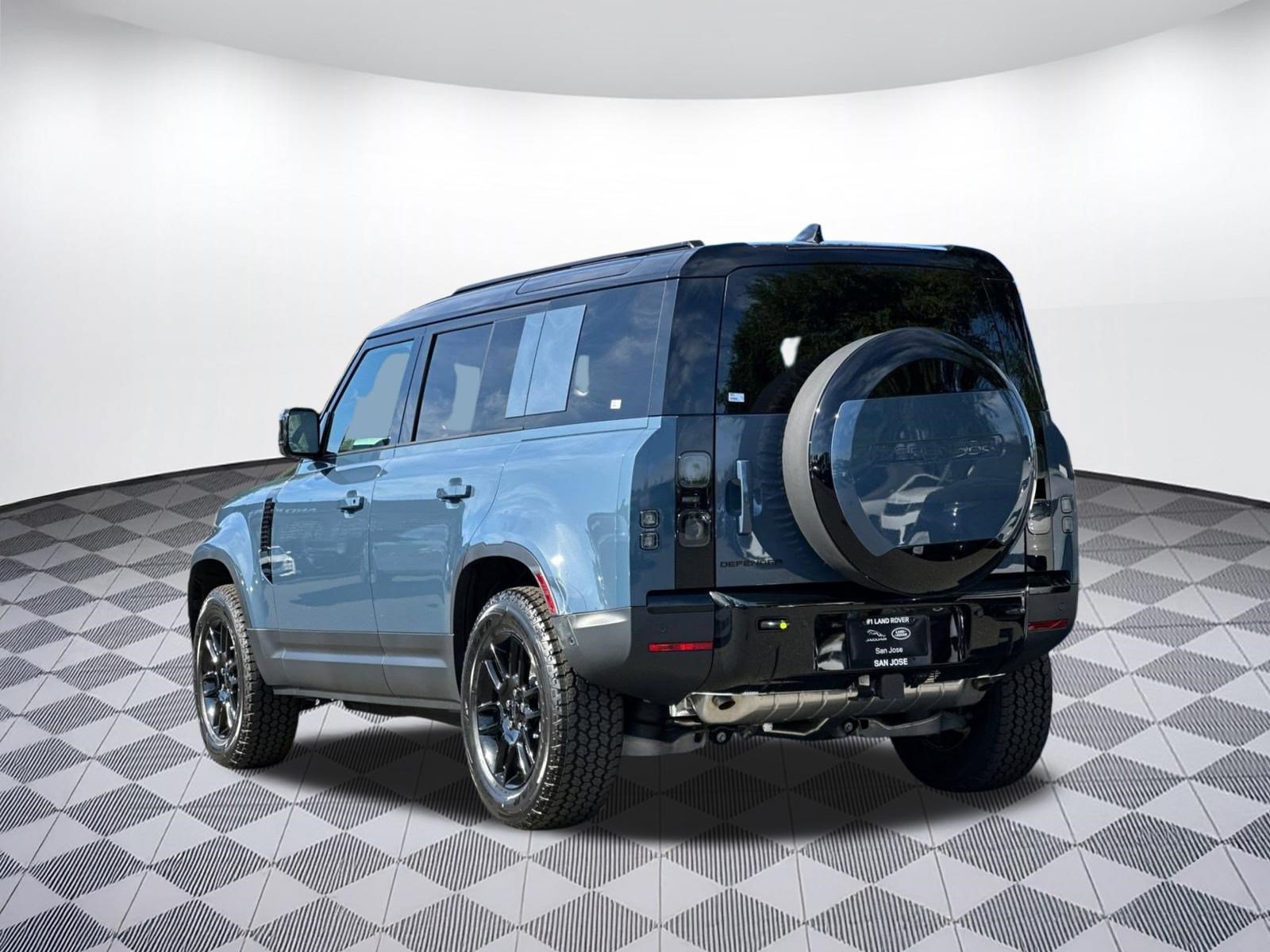 New 2026 Land Rover Defender 110 S AWD/4WD image 3
