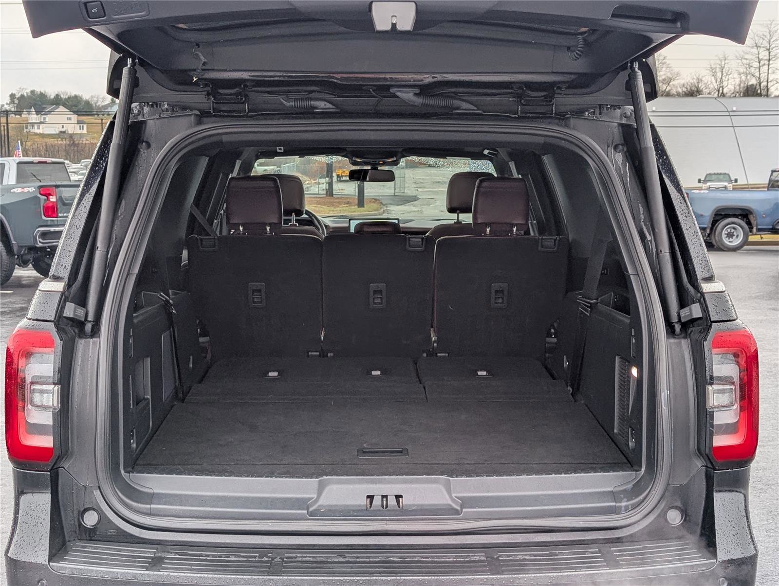 Used 2022 Ford Expedition Max Limited AWD/4WD image 14