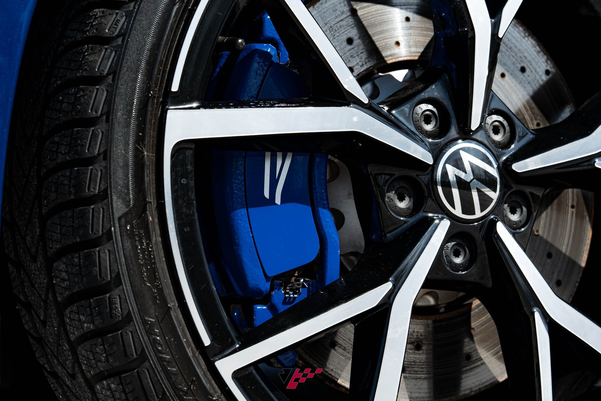 Used 2023 Volkswagen Golf R 2.0T Manual image 17