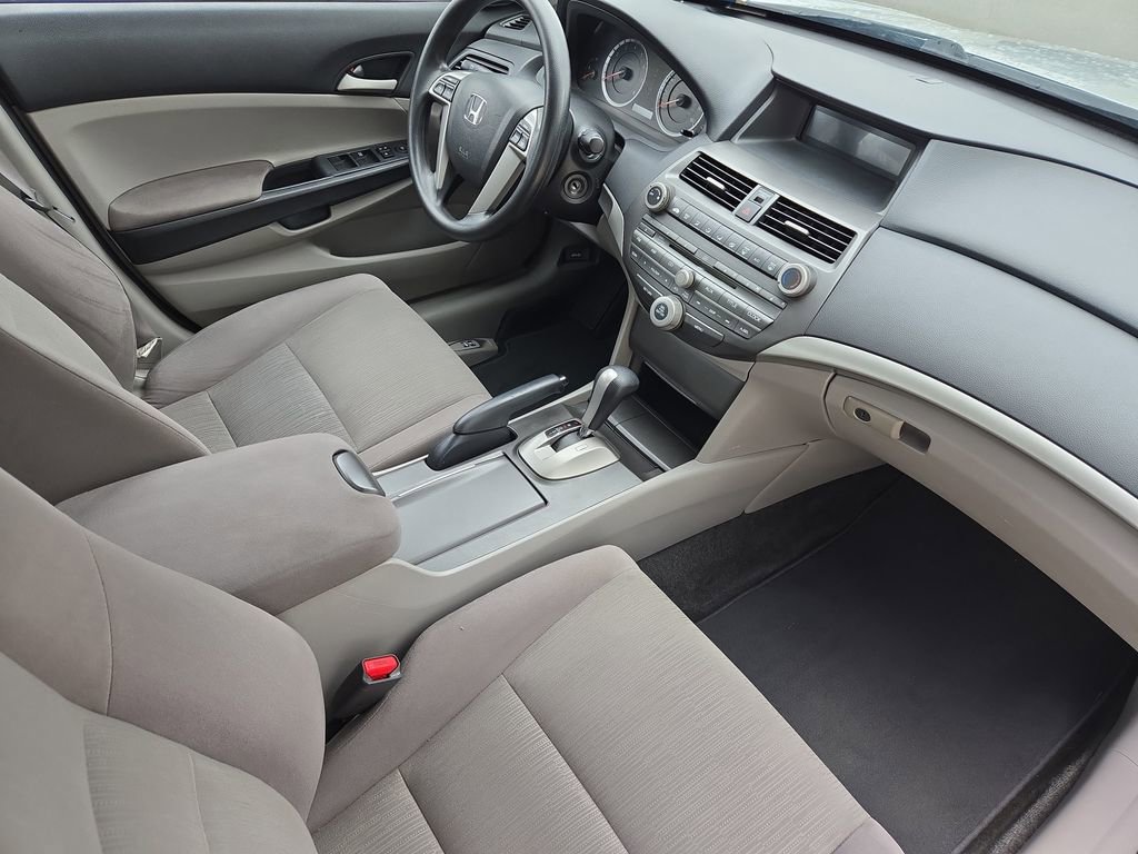 Used 2012 Honda Accord LX image 24