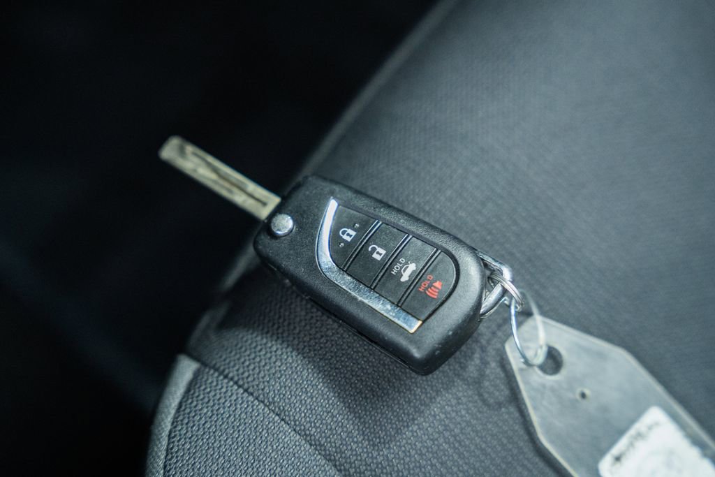 Used 2024 Toyota Corolla LE image 38