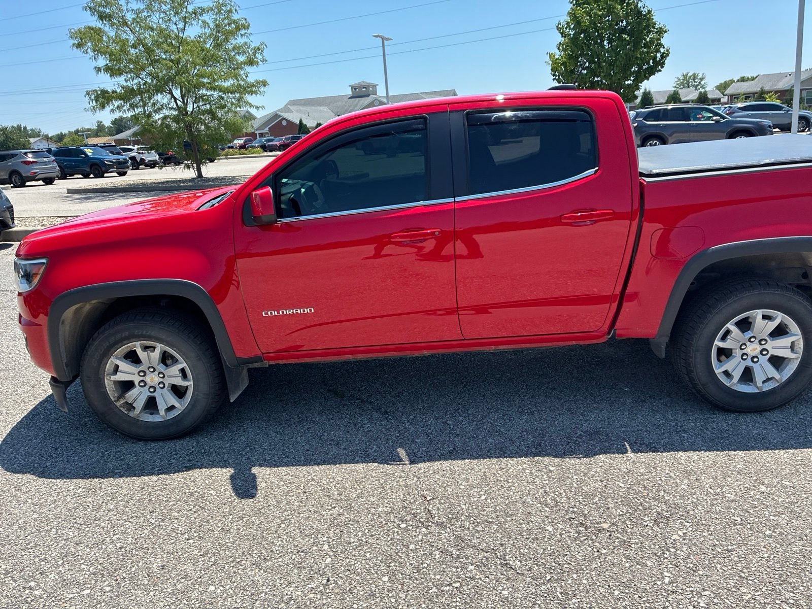 Used 2018 Chevrolet Colorado LT AWD/4WD image 22