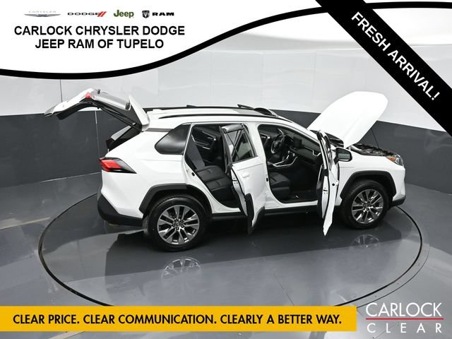 Used 2019 Toyota RAV4 XLE Premium w/ Cold Weather Package FWD image 66