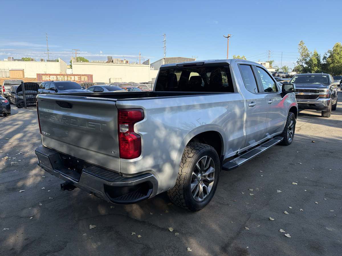 Used 2021 Chevrolet Silverado 1500 LT w/ Z71 Off-Road Package AWD/4WD image 7