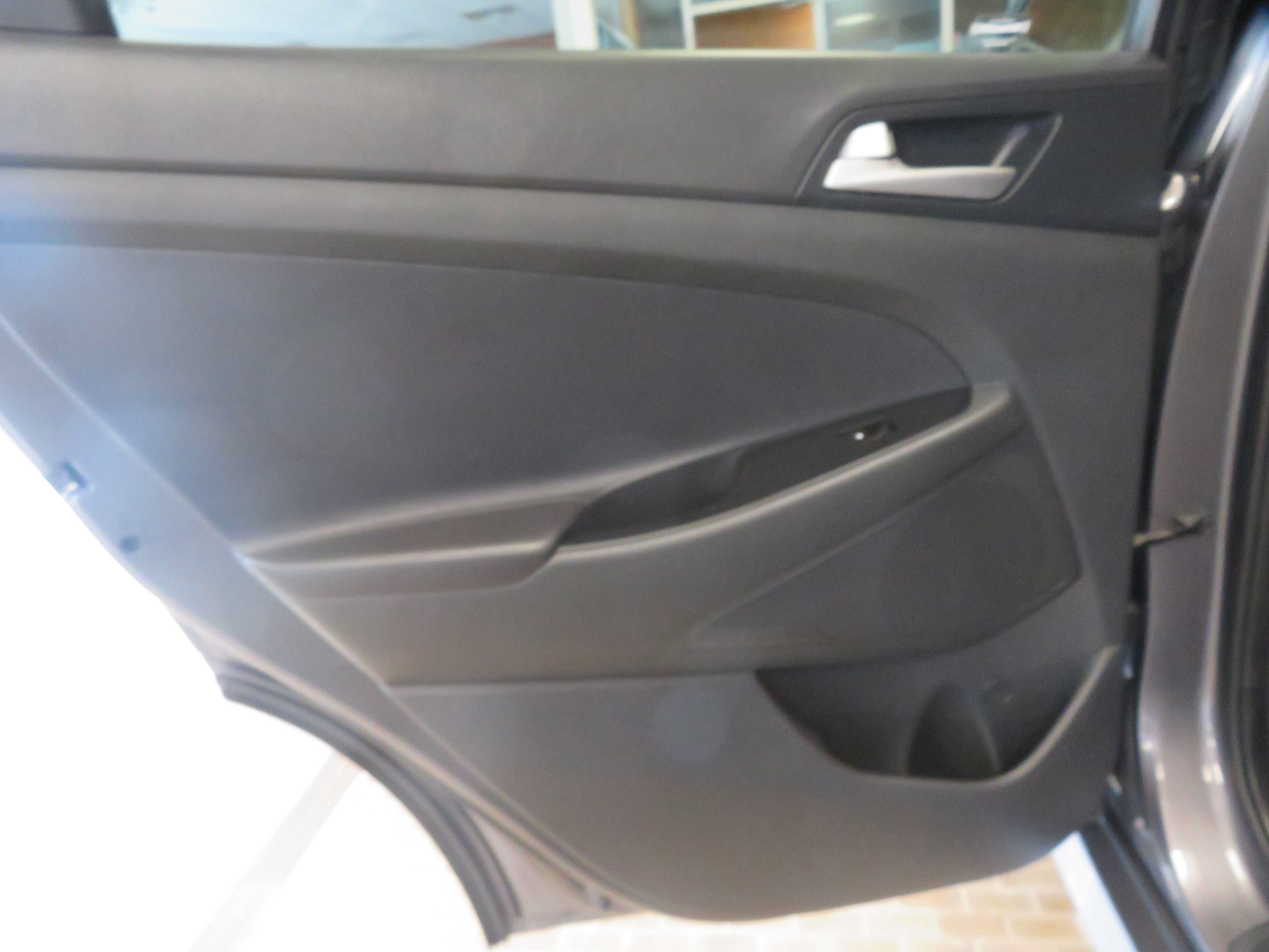 Used 2020 Hyundai Tucson SEL w/ Cargo Package FWD image 17