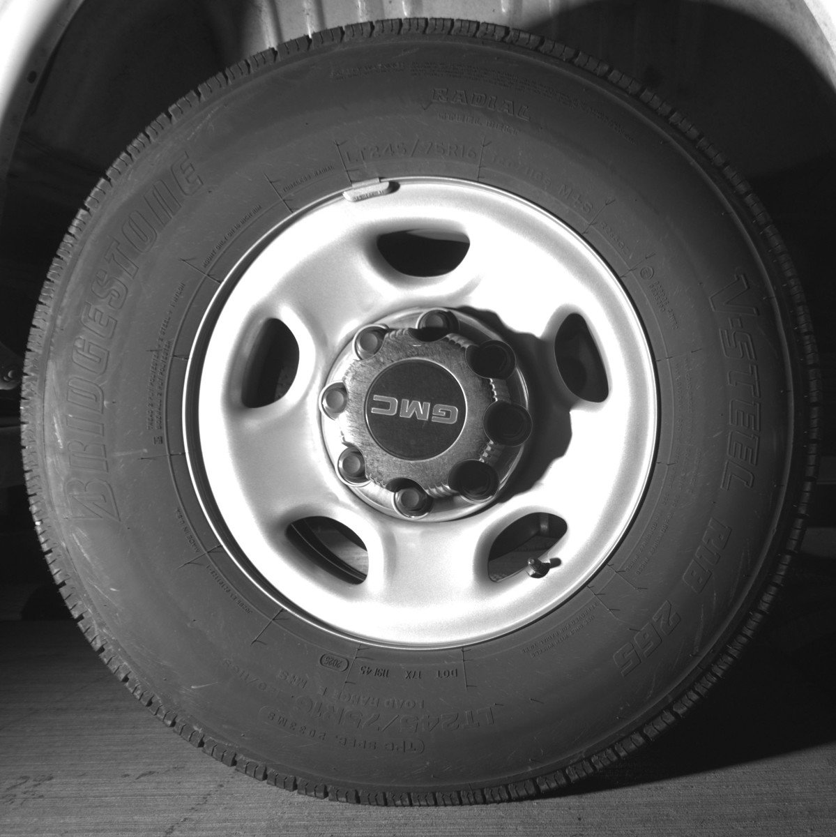 Used 2025 GMC Savana 3500 LT w/ LT Preferred Equipment Group image 15