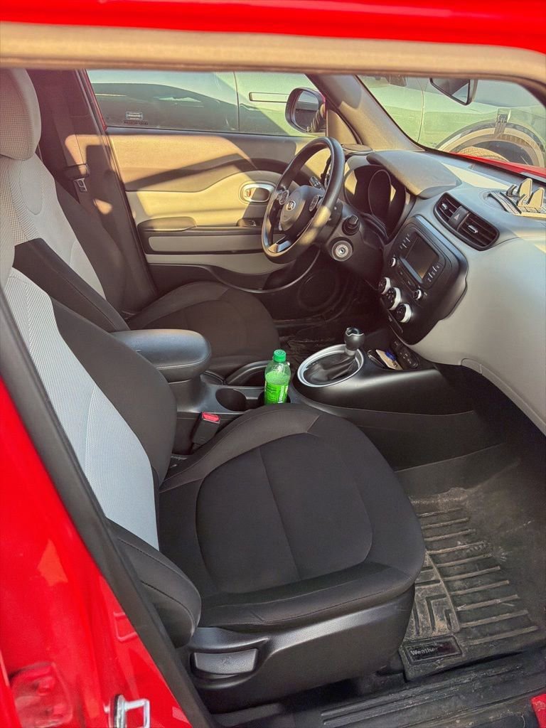 Used 2019 Kia Soul image 5