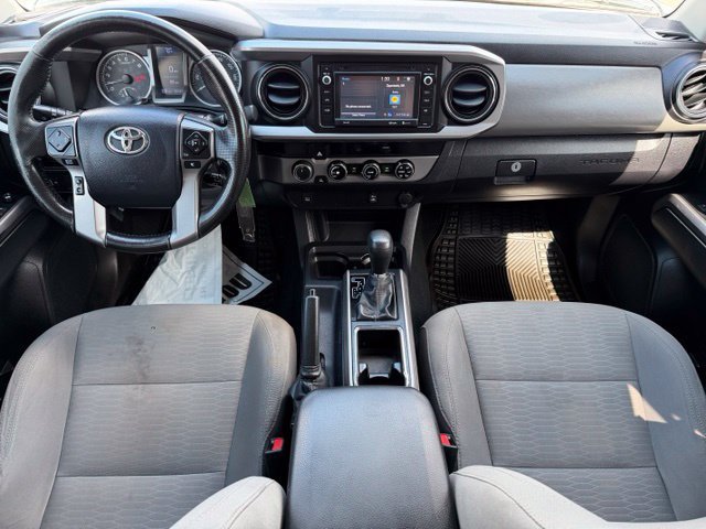 Used 2016 Toyota Tacoma SR5 w/ SR5 Appearance Package (SN) AWD/4WD image 12