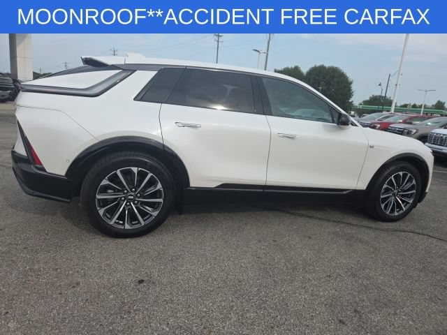Used 2024 Cadillac Lyriq Sport RWD image 24