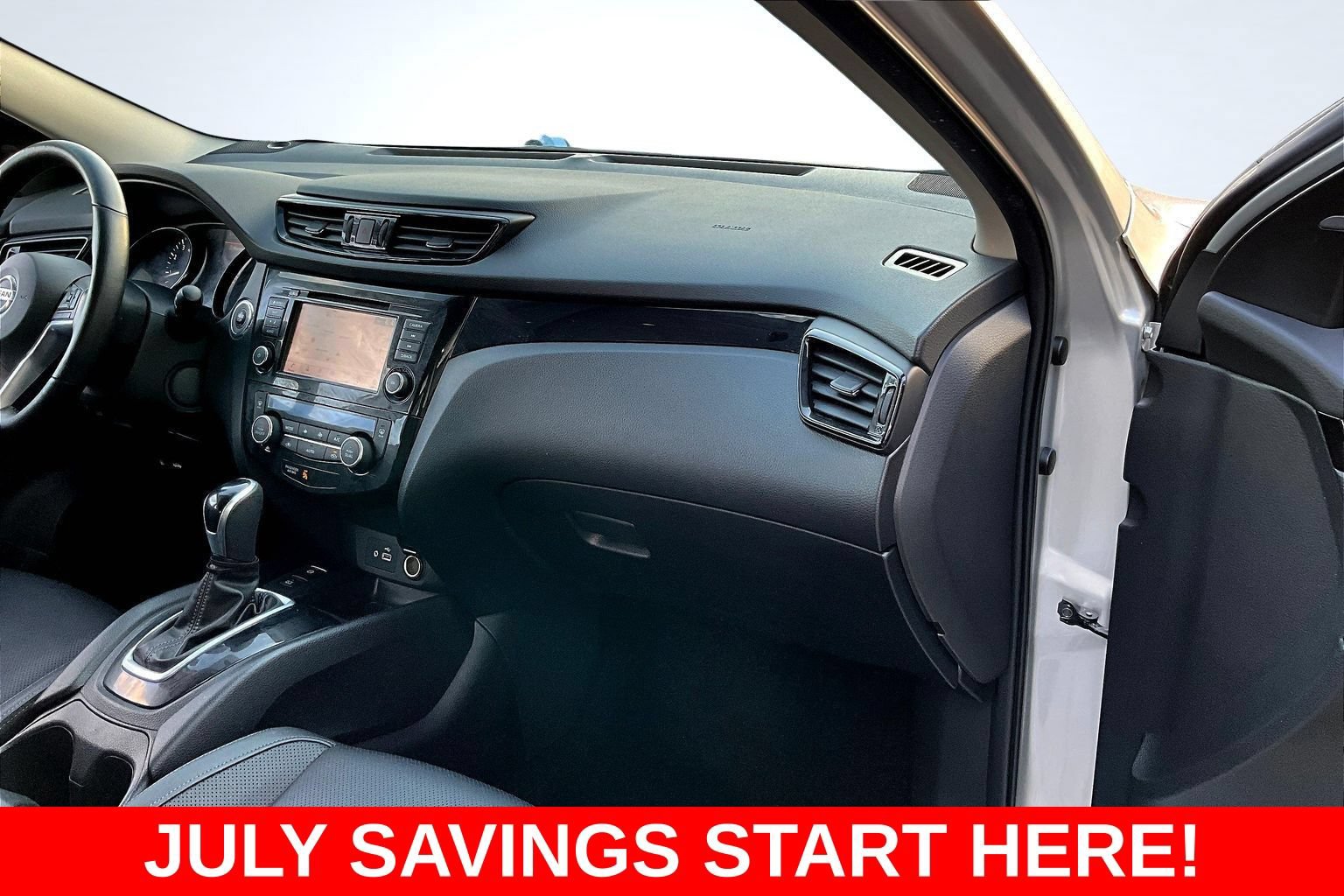 Used 2022 Nissan Rogue Sport SL AWD/4WD image 34