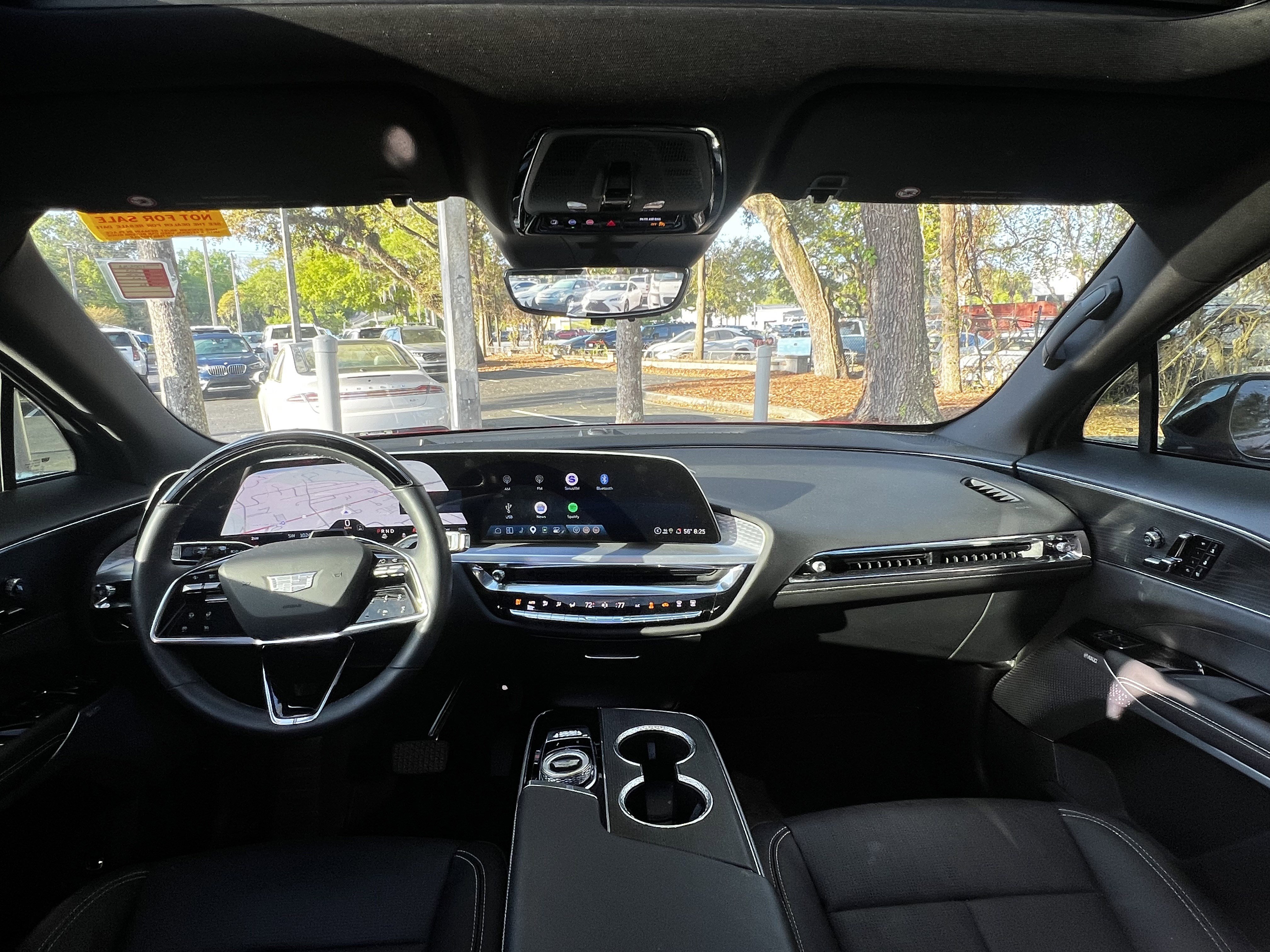 Used 2025 Cadillac Lyriq Sport AWD/4WD image 37