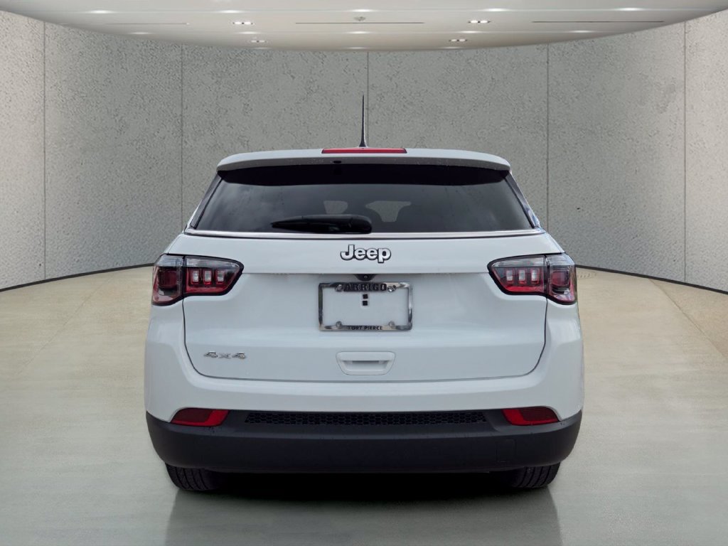 Used 2023 Jeep Compass Sport AWD/4WD image 6