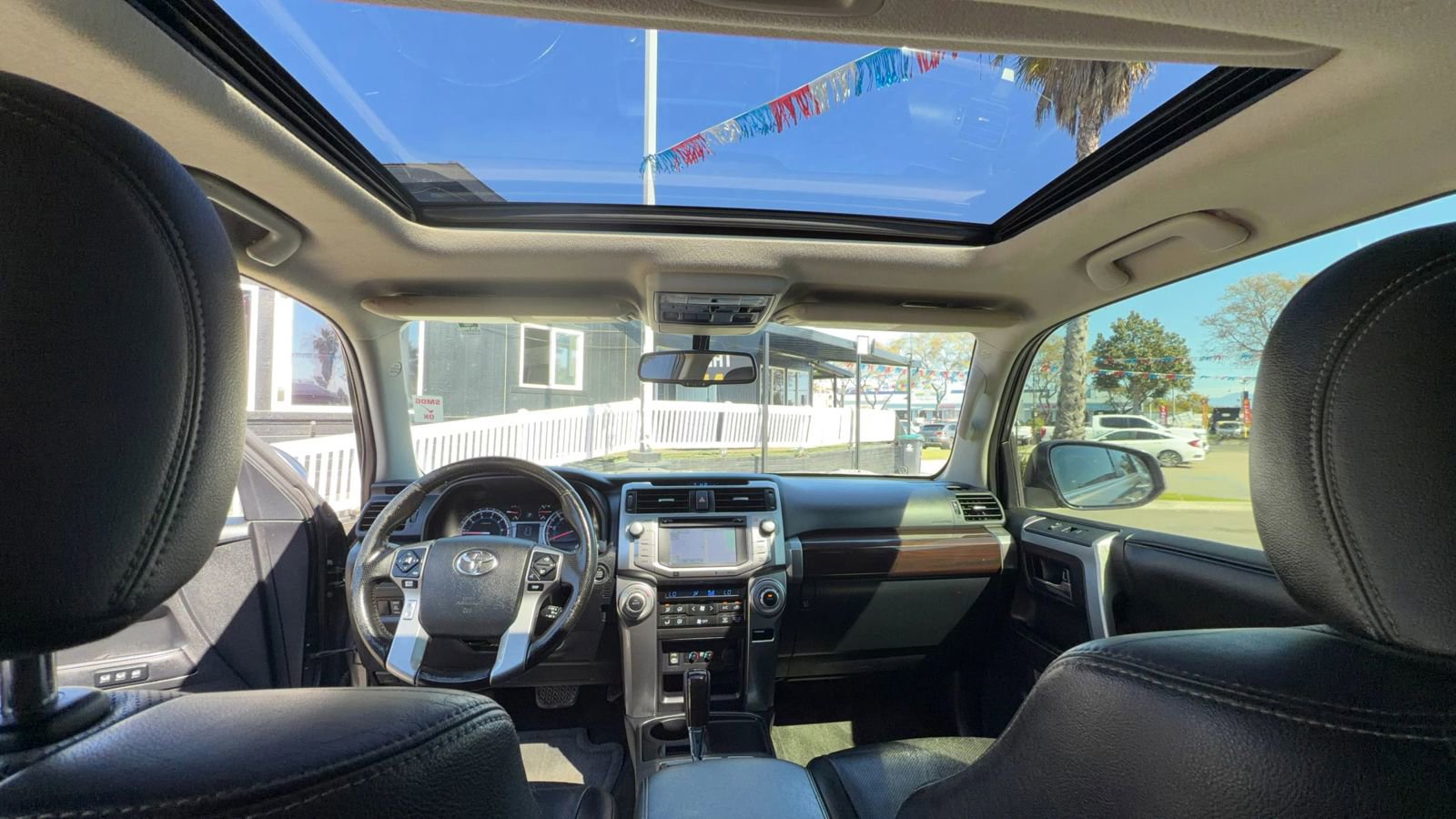 Used 2014 Toyota 4Runner Limited image 35