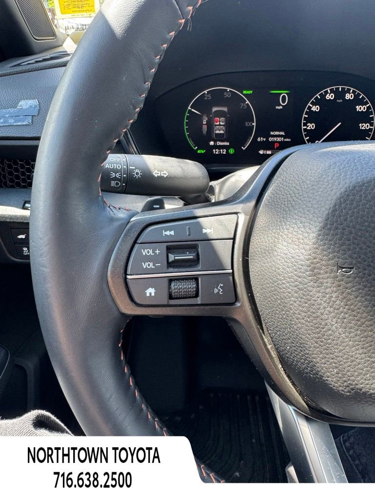 Used 2025 Honda CR-V Sport-L image 22