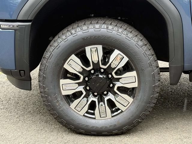 New 2026 GMC Sierra 2500 Denali w/ Denali Reserve Package AWD/4WD image 8