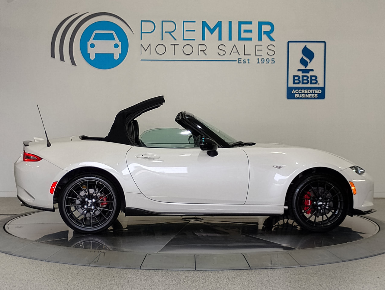 Used 2022 MAZDA MX-5 Miata Club w/ Brembo/BBS Recaro Package image 15