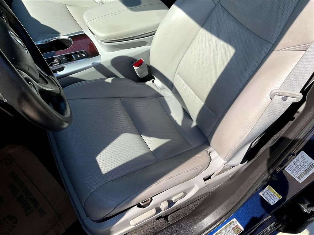 Used 2016 Acura TLX w/ Technology Package FWD image 21