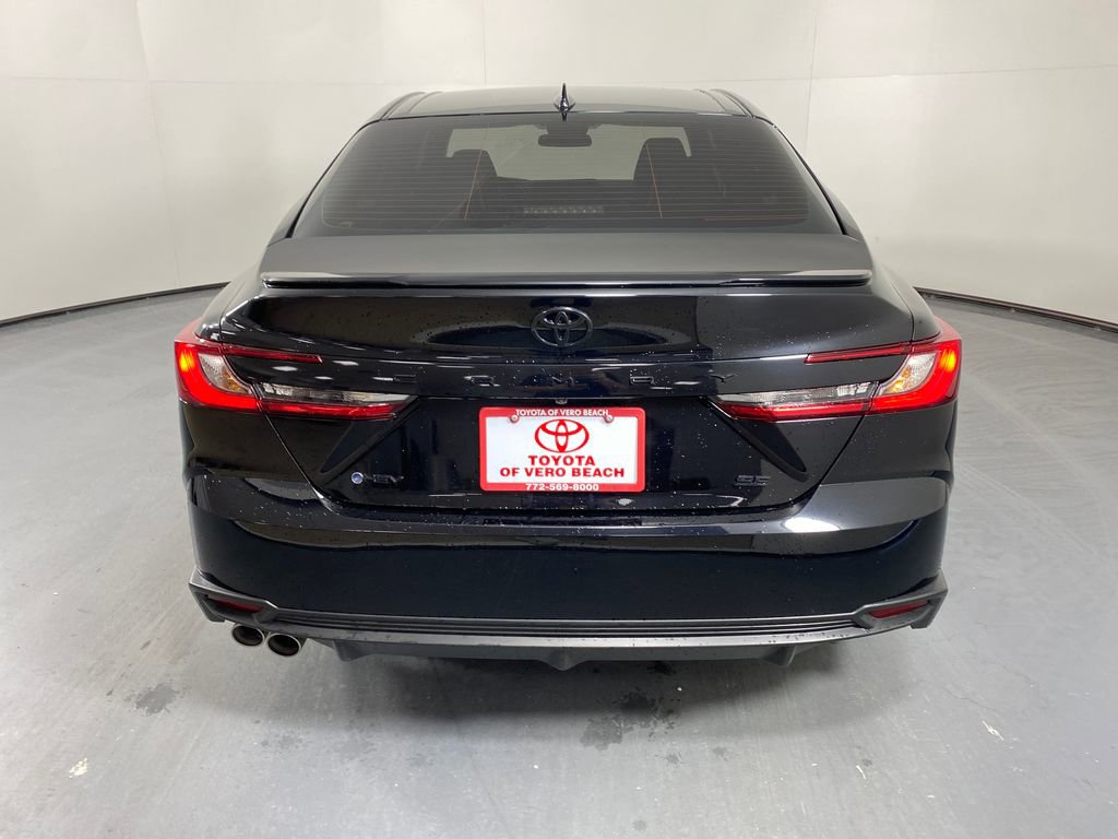 Certified 2025 Toyota Camry SE image 5