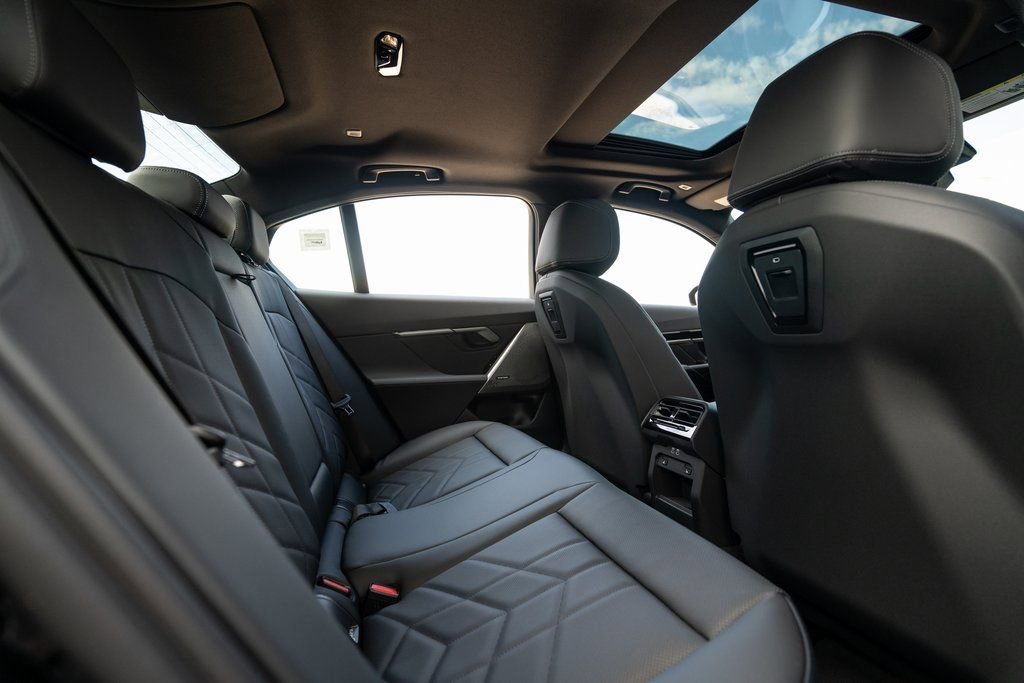 New 2026 BMW 530i xDrive w/ M Sport Package image 39