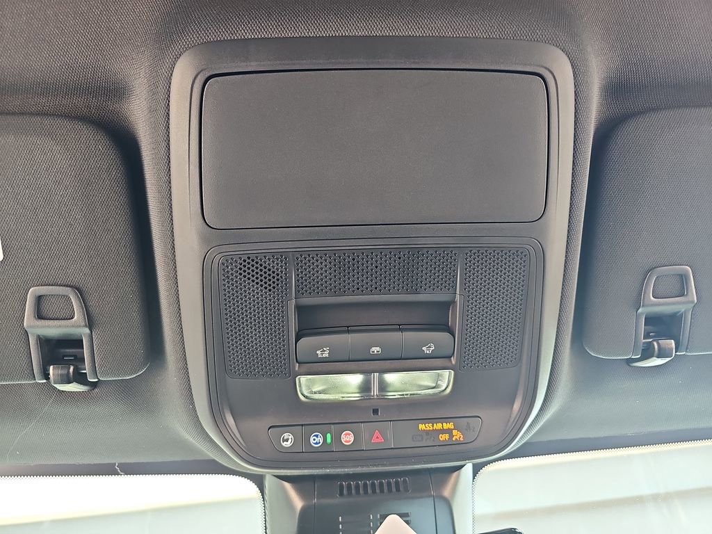 New 2026 Chevrolet Equinox LT image 22