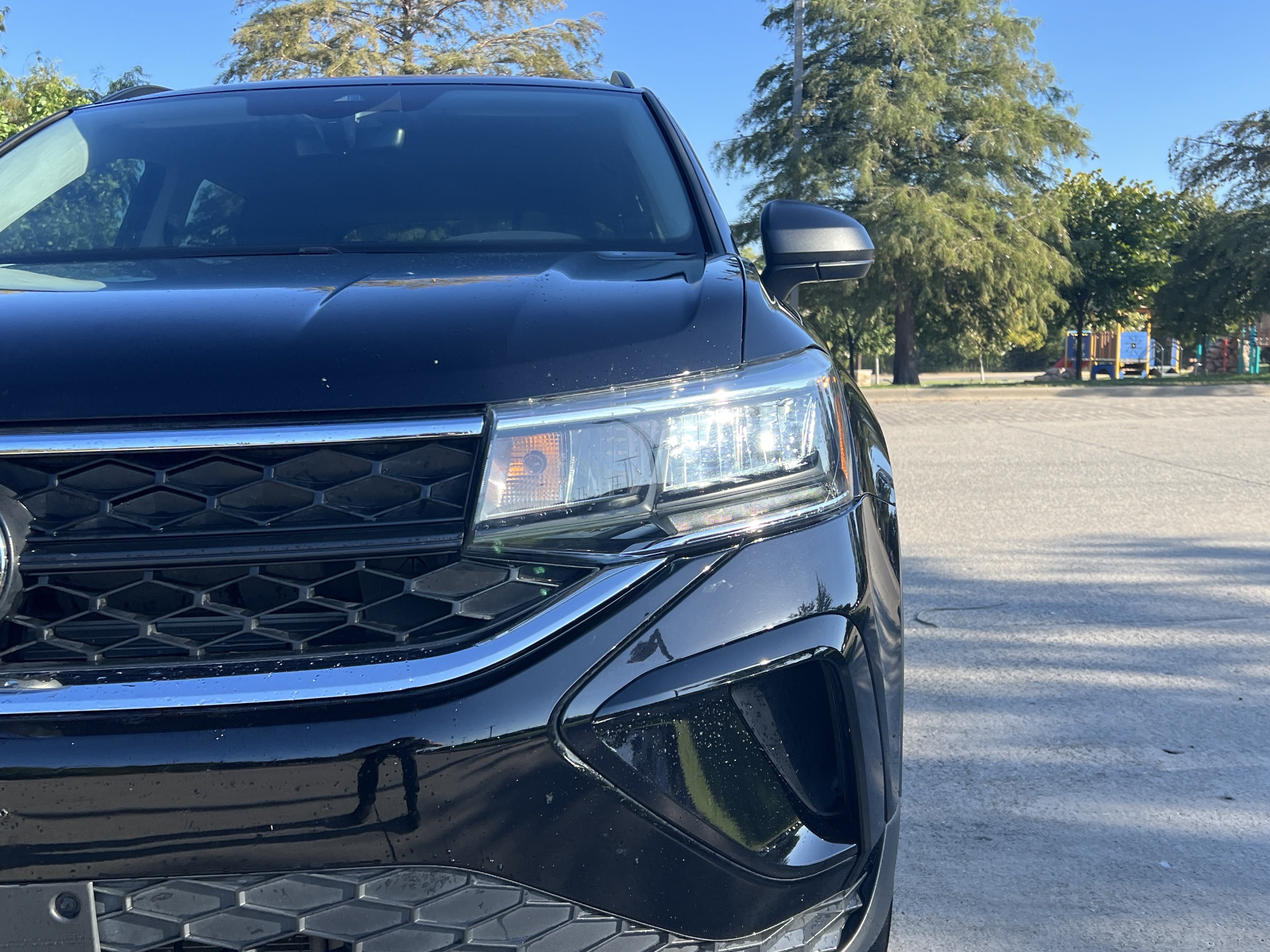 Certified 2024 Volkswagen Taos S FWD image 5