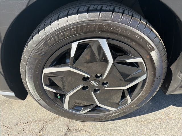 Used 2024 Hyundai Ioniq 5 SEL image 8