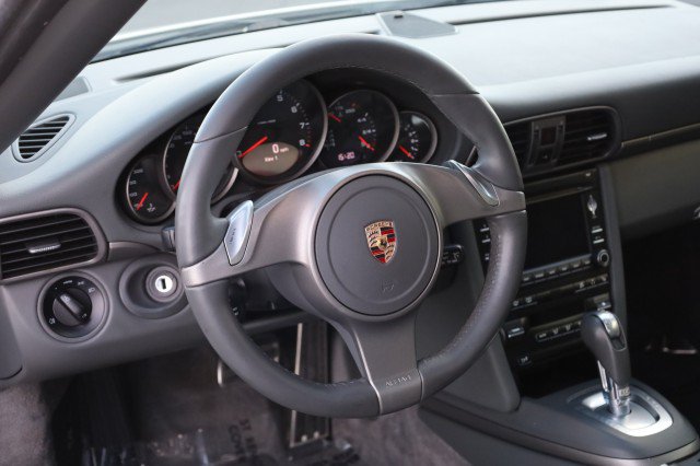 Used 2009 Porsche 911 Carrera RWD image 23