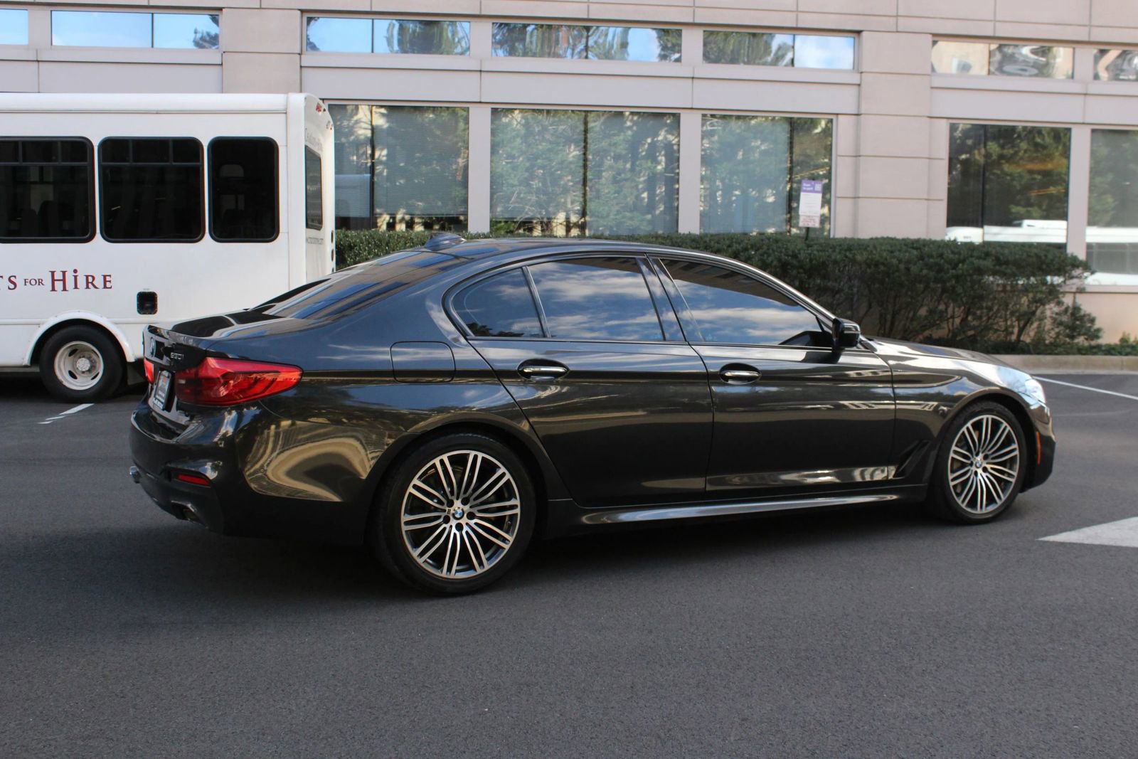 Used 2018 BMW 530i xDrive AWD/4WD image 7