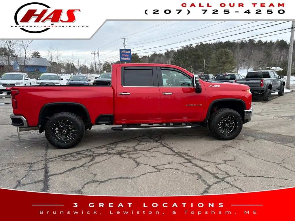 Used 2022 Chevrolet Silverado 2500 LTZ w/ Z71 Off-Road Package AWD/4WD image 5