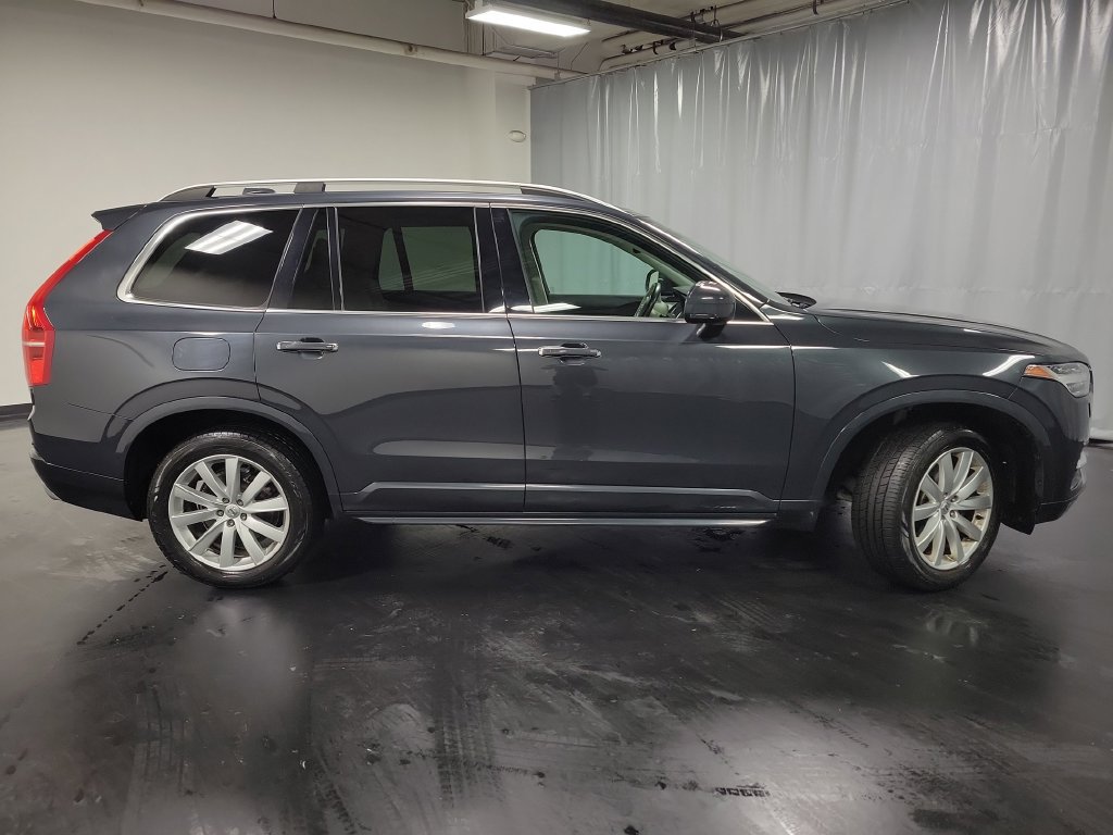 Used 2016 Volvo XC90 T6 Momentum w/ Momentum Plus Package AWD/4WD image 10