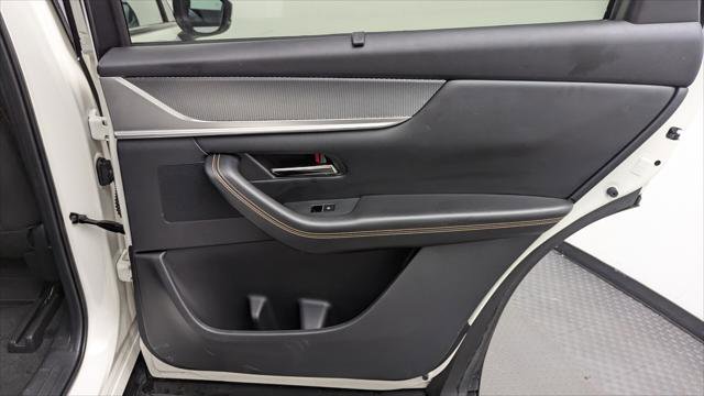 Used 2024 MAZDA CX-90 Plug-In Hybrid w/ Premium Plus image 19