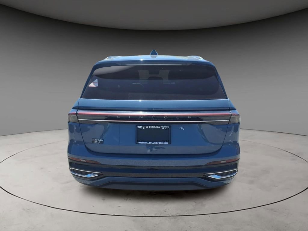 New 2026 Lincoln Nautilus Reserve image 7
