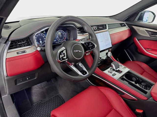 New 2026 Jaguar F-PACE R-Dynamic S AWD/4WD image 9