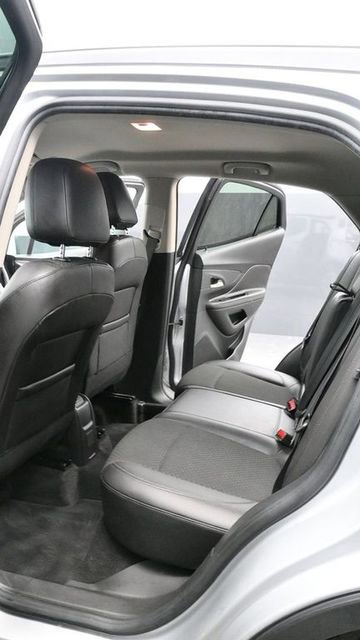 Used 2022 Buick Encore Preferred image 15