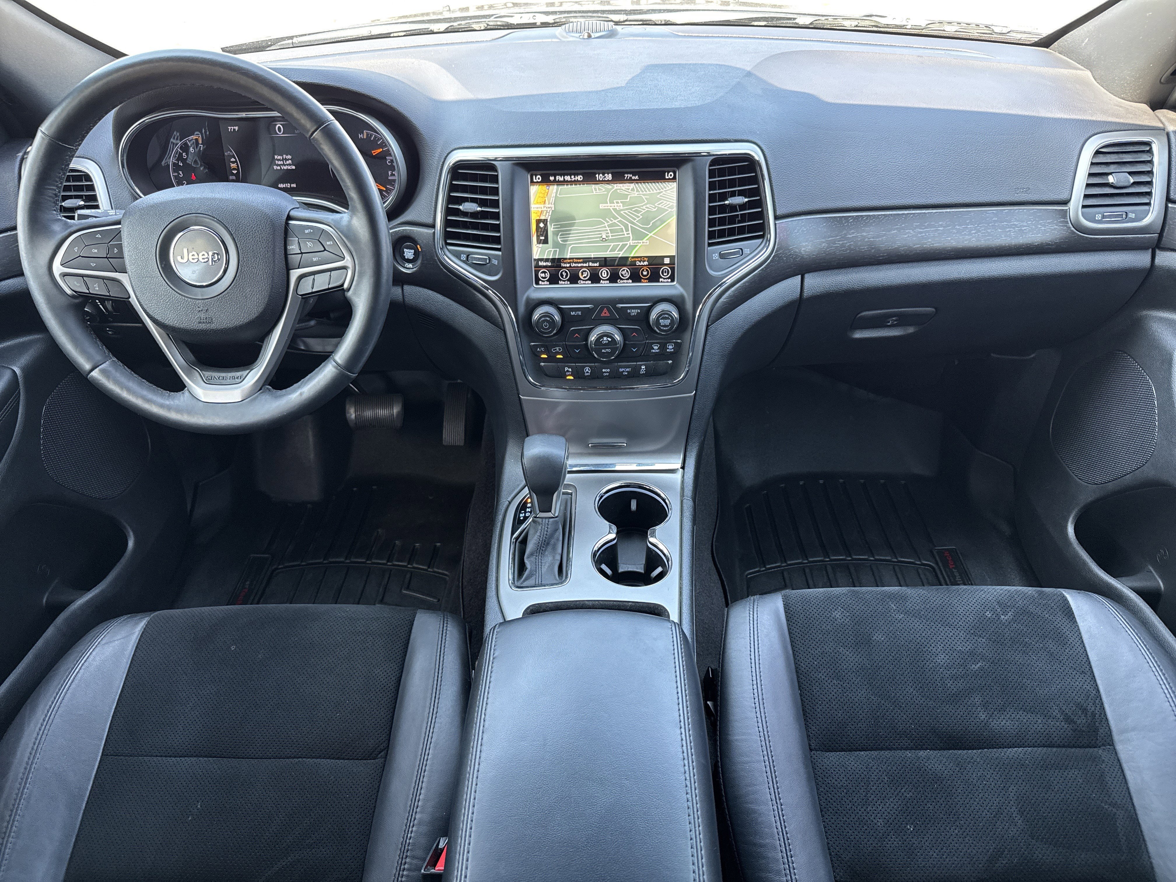Used 2018 Jeep Grand Cherokee Altitude AWD/4WD image 27