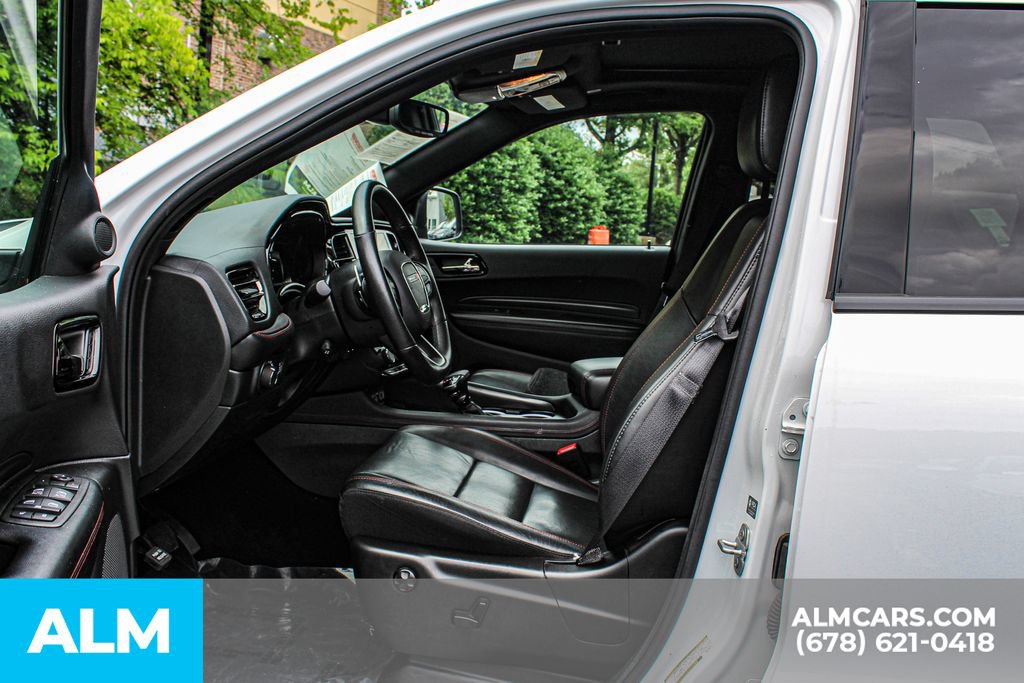 Used 2025 Dodge Durango GT AWD/4WD image 16